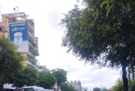 Ngộp khu Thiên Phước - 64m2  - HXH ngủ trong nhà - 2 tầng